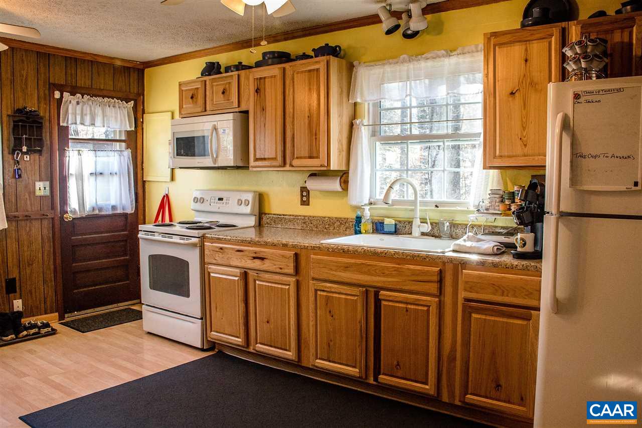 71 Thomas Court Ruckersville, VA 22968 - Photo 11 of 17 Gallery Image 11