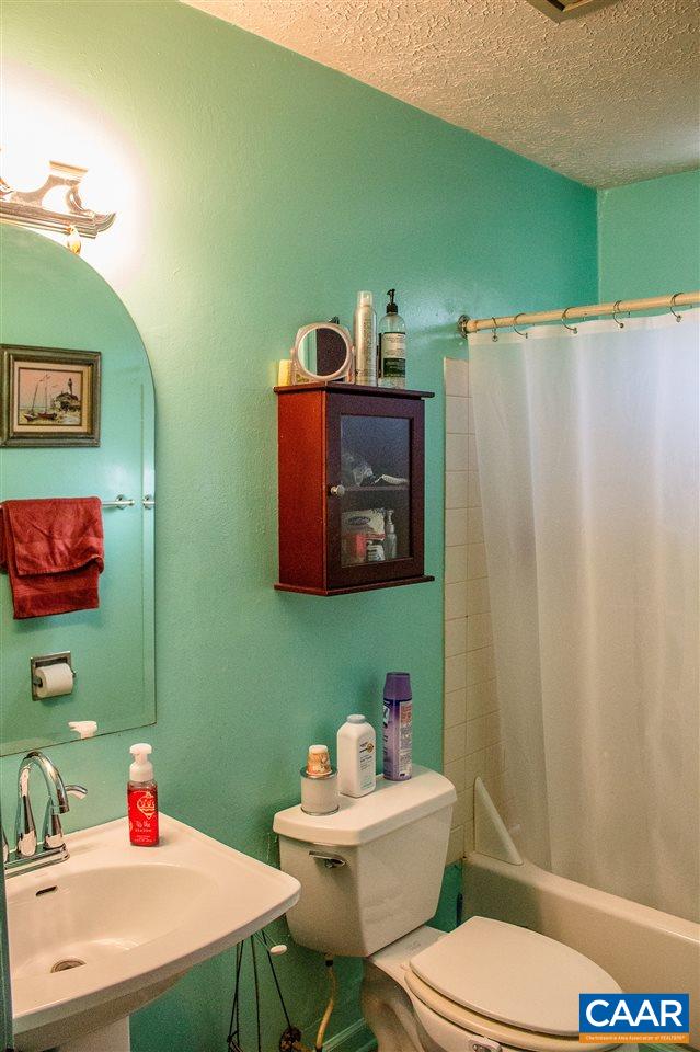 71 Thomas Court Ruckersville, VA 22968 - Photo 13 of 17 Gallery Image 13