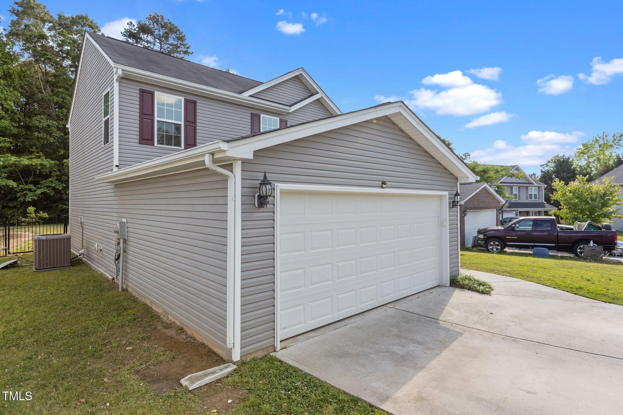3816 Mike Levi Court Raleigh, NC 27610 - Photo 30 of 32 34-web-or-mls-2N6A9225