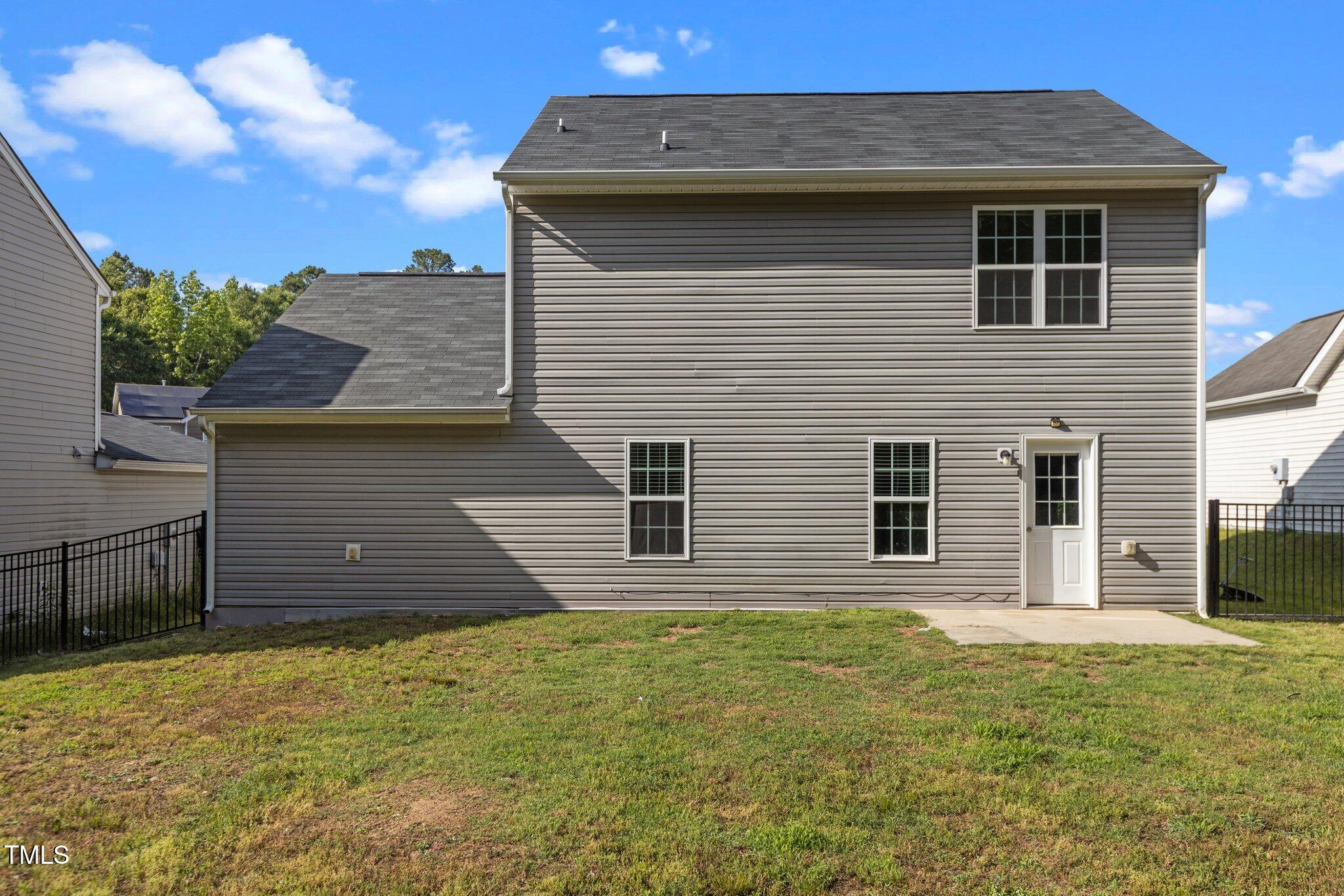 3816 Mike Levi Court Raleigh, NC 27610 - Photo 31 of 32 35-web-or-mls-2N6A9227