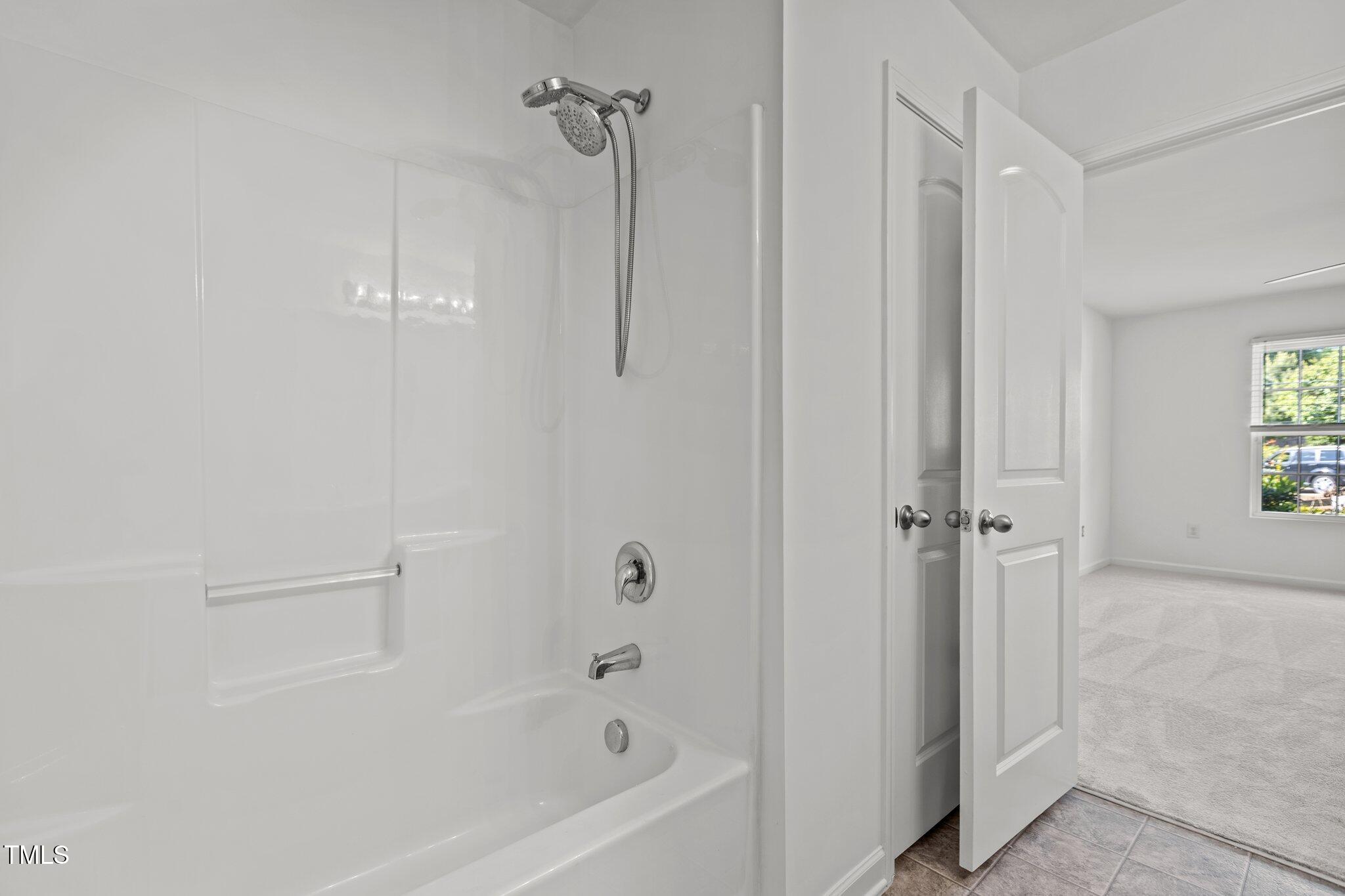 3816 Mike Levi Court Raleigh, NC 27610 - Photo 7 of 32 10-web-or-mls-2N6A9153