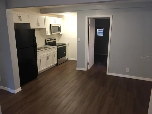 $1,750 | 3450 17th Avenue South, St. Petersburg, FL 33711