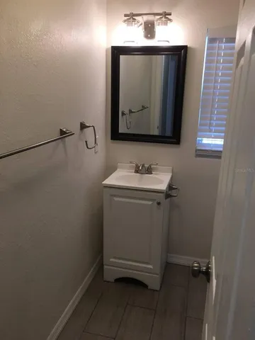 $1,750 | 3450 17th Avenue South, St. Petersburg, FL 33711