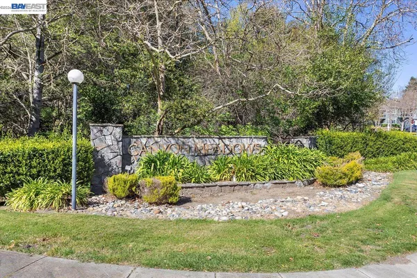 $399,000 | 8040 Mountain View Drive, Unit C, Pleasanton, CA 94588