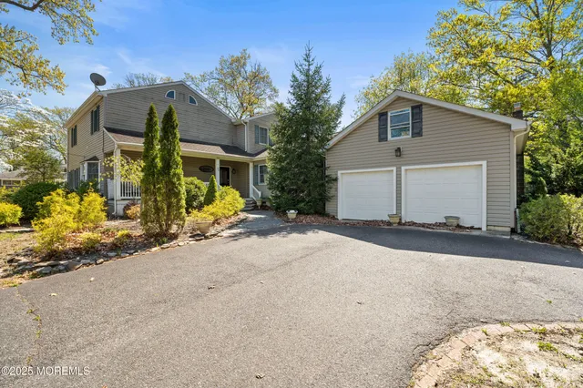 $1,499,000 | 82 Larkin Place, Oakhurst, NJ 07755