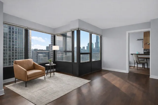 $3,450 | 30 East Huron Street, Unit 3602, Chicago, IL 60611
