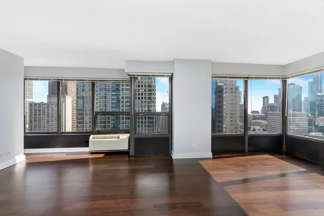 $3,450 | 30 East Huron Street, Unit 3602, Chicago, IL 60611
