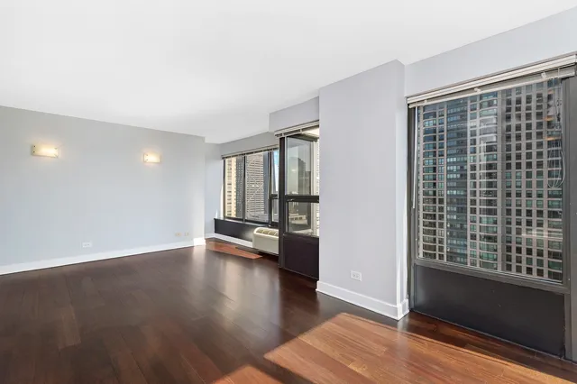 $3,450 | 30 East Huron Street, Unit 3602, Chicago, IL 60611