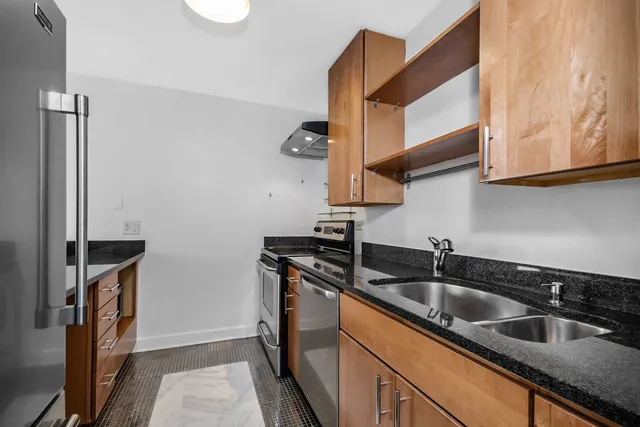 $3,450 | 30 East Huron Street, Unit 3602, Chicago, IL 60611