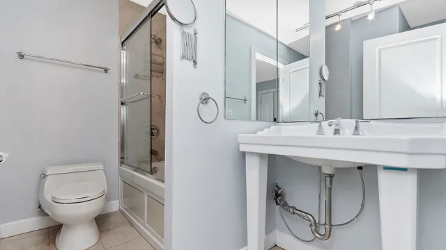 $3,450 | 30 East Huron Street, Unit 3602, Chicago, IL 60611