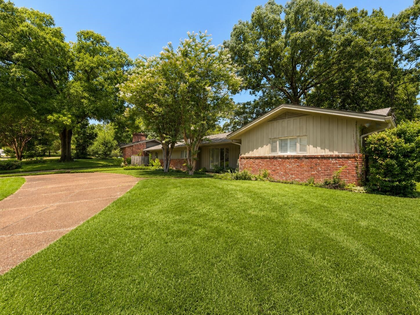 5680 North Angela Road Memphis, TN 38120 - Photo 1 of 21 Gallery Image 1