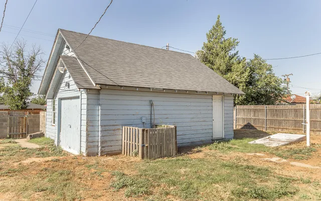 $290,000 | 304 Cactus Drive, Levelland, TX 79336