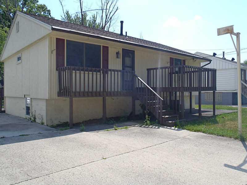 696 W Lane Lima, OH 45801 - Photo 4 of 14