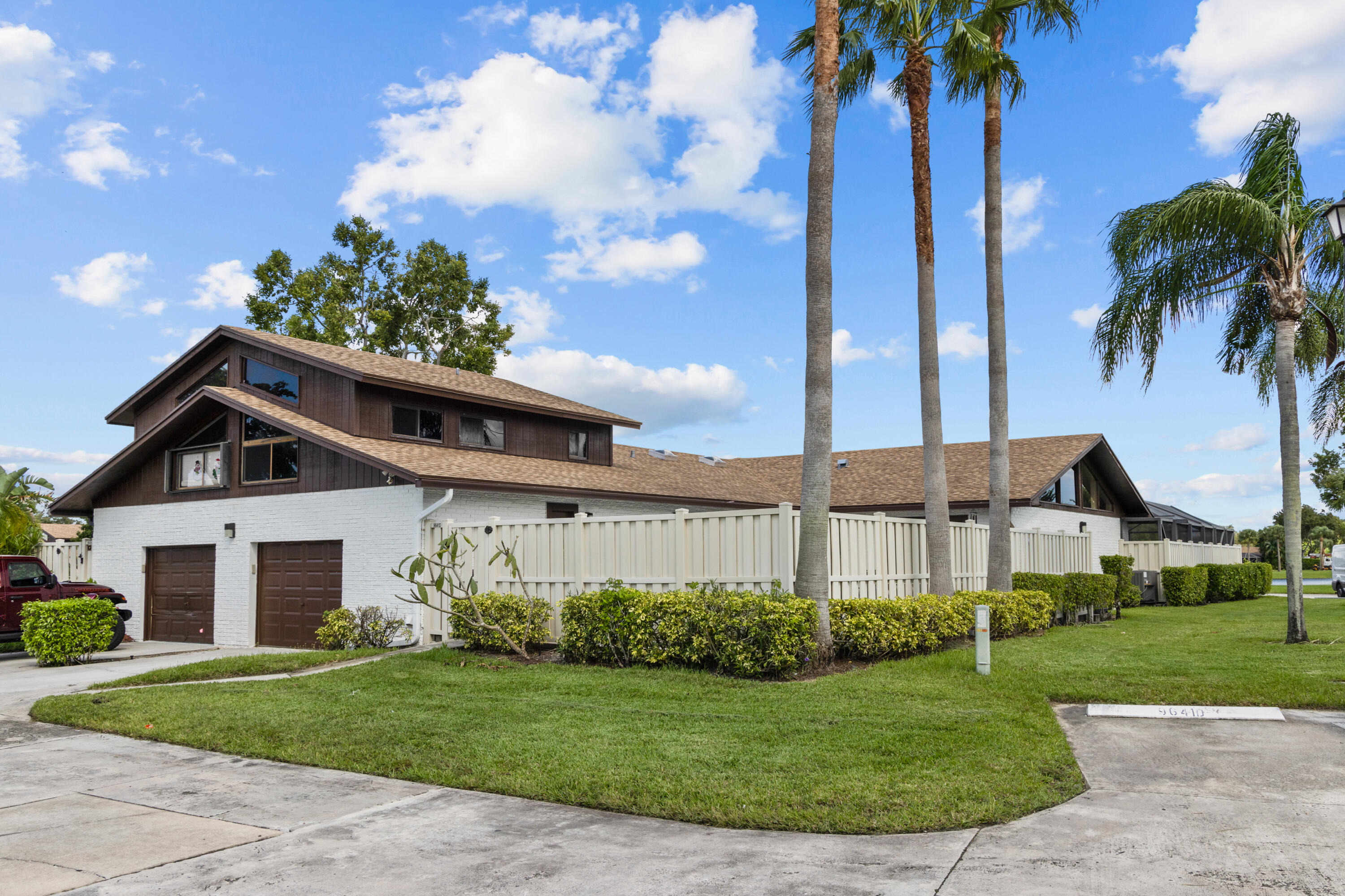 9641 Boca Gardens Parkway, Unit D Boca Raton, FL 33496 - Photo 3 of 27 Exterior