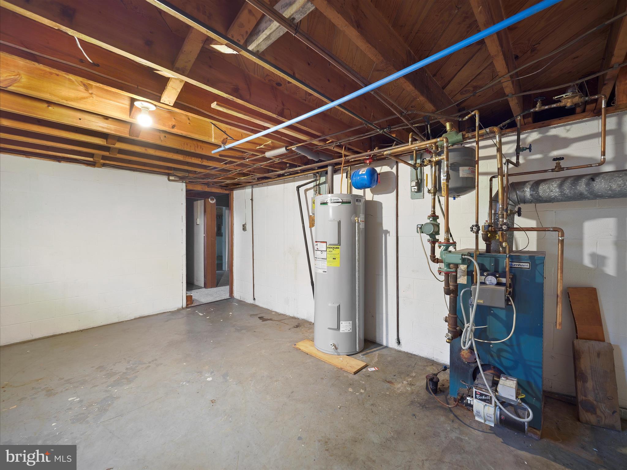 169 School House Road St. Thomas, PA 17252 - Photo 19 of 31 Laundry room