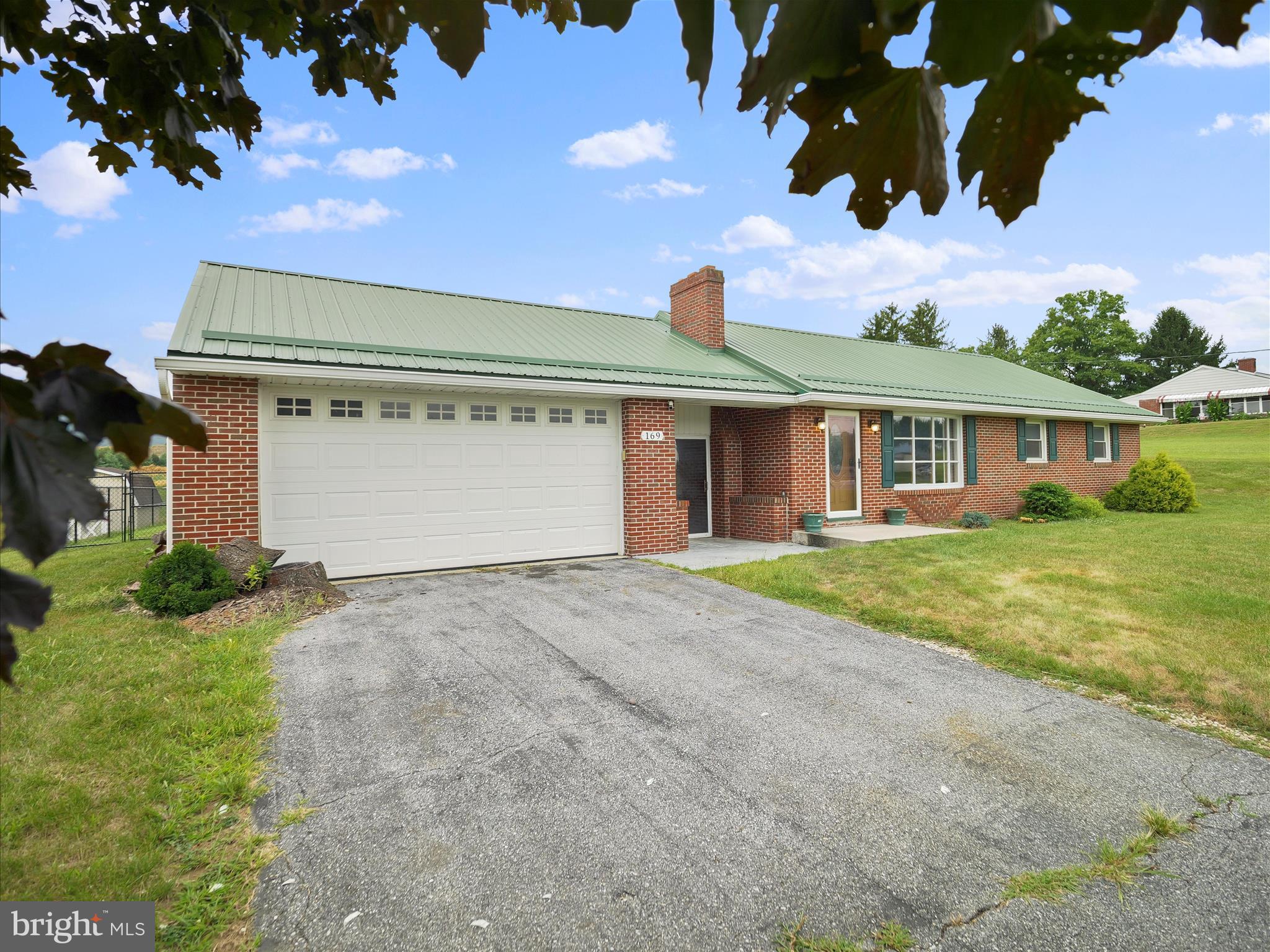 169 School House Road St. Thomas, PA 17252 - Photo 2 of 31 Front of house
