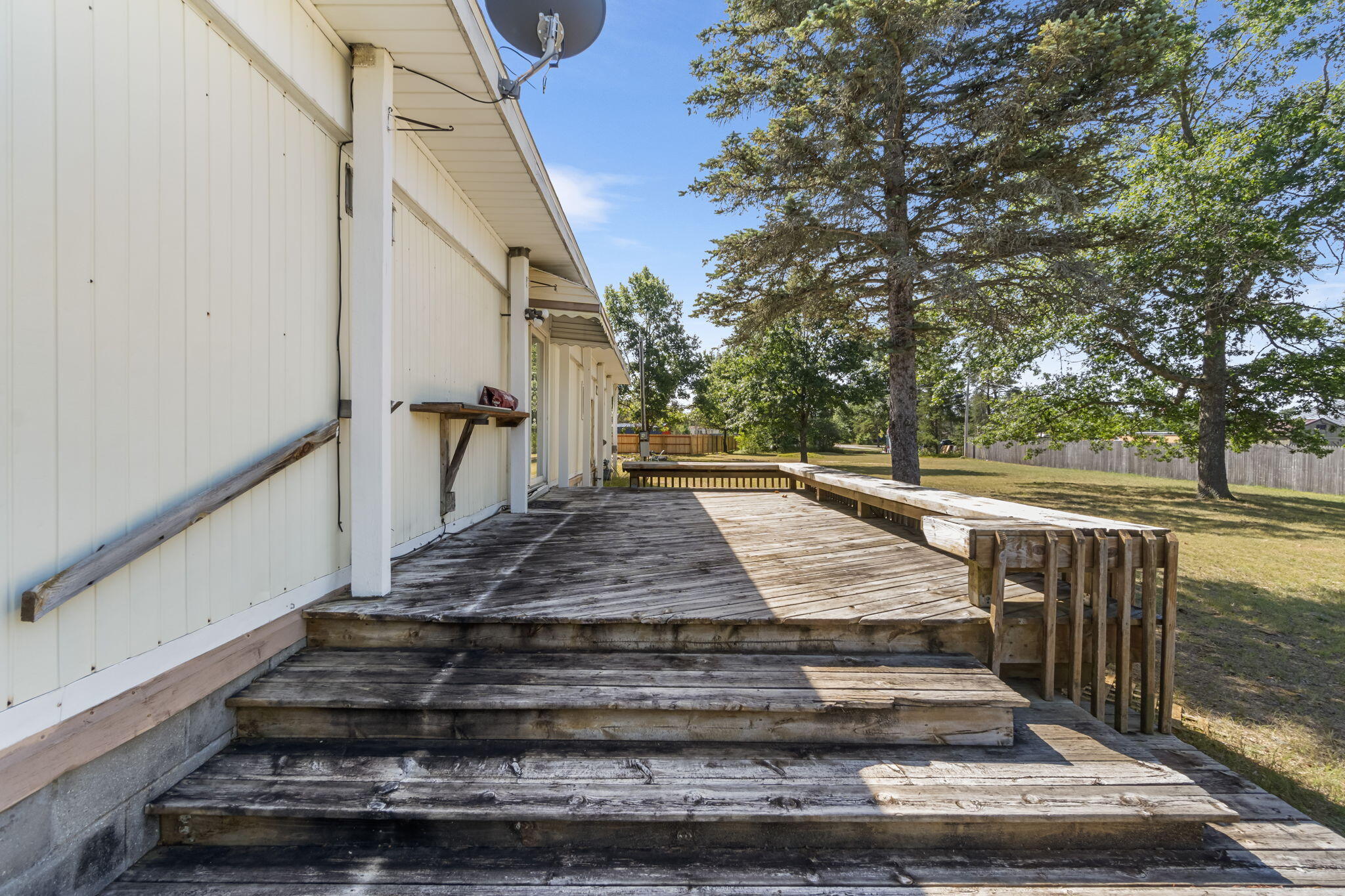4055 West Pinecrest Road Grayling, MI 49738 - Photo 22 of 26 Exterior