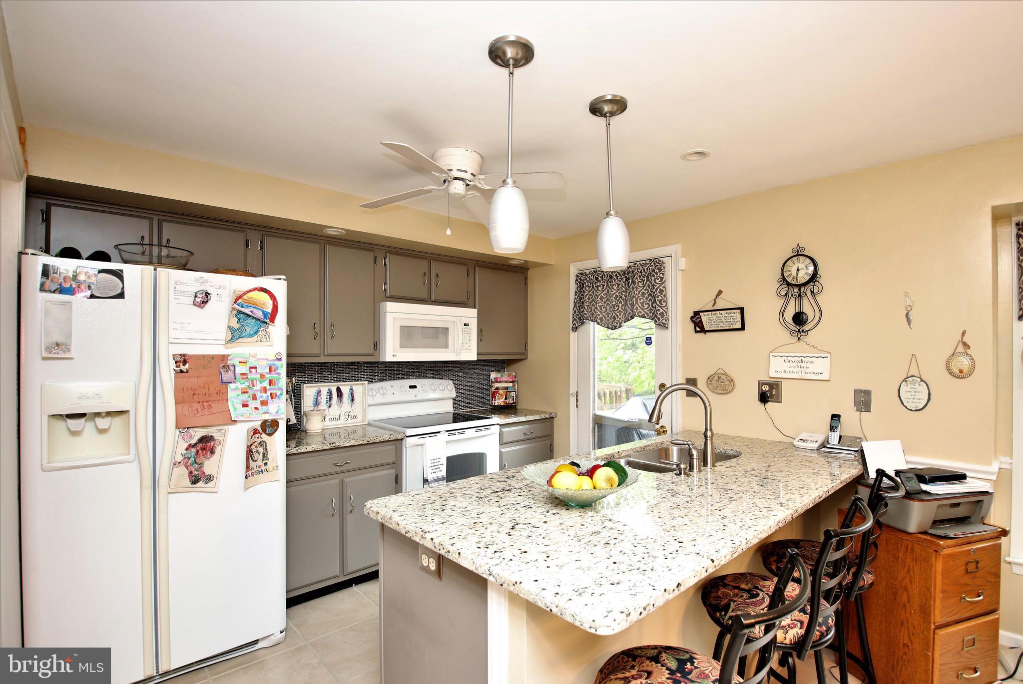 8016 Broken Reed Court Frederick, MD 21701 - Photo 11 of 36 Kitchen