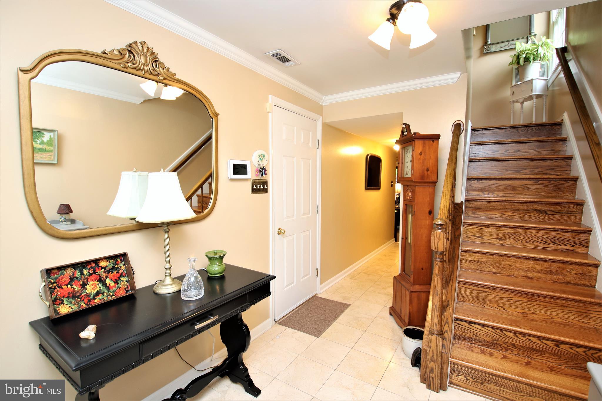8016 Broken Reed Court Frederick, MD 21701 - Photo 6 of 36 Foyer