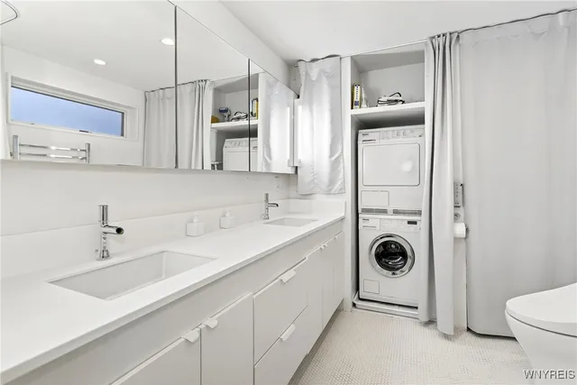 $2,900 | 77 Ashland Avenue, Buffalo, NY 14222