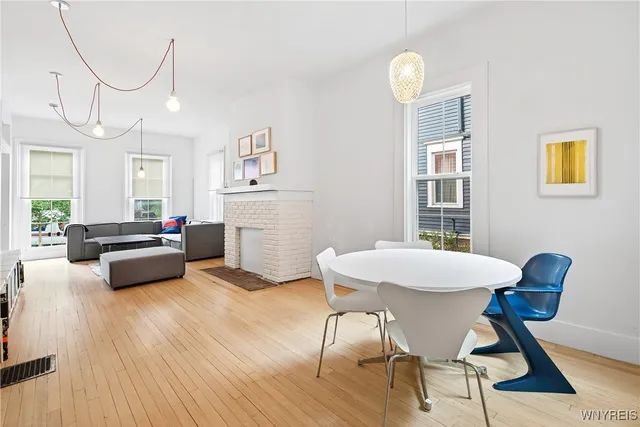 $2,900 | 77 Ashland Avenue, Buffalo, NY 14222