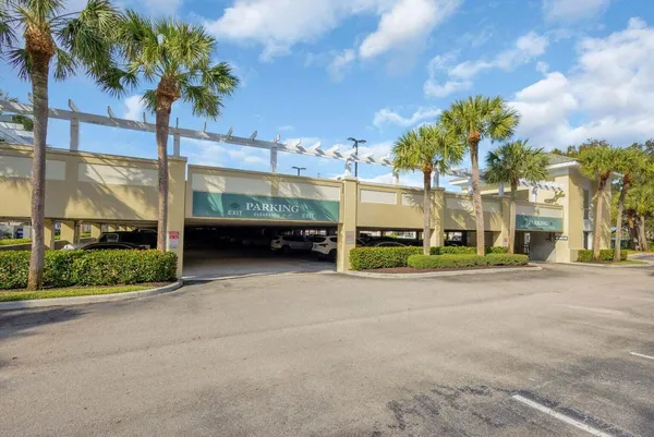 $280,000 | 4736 Chancellor Drive, Unit 11, Jupiter, FL 33458
