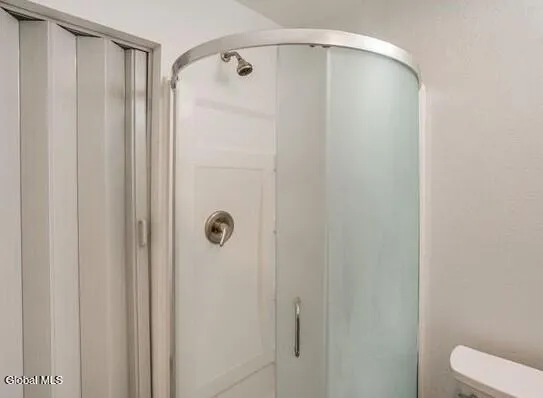 $389,900 | 214 Walnut Lane, Guilderland, NY 12159