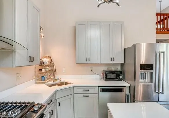 $389,900 | 214 Walnut Lane, Guilderland, NY 12159