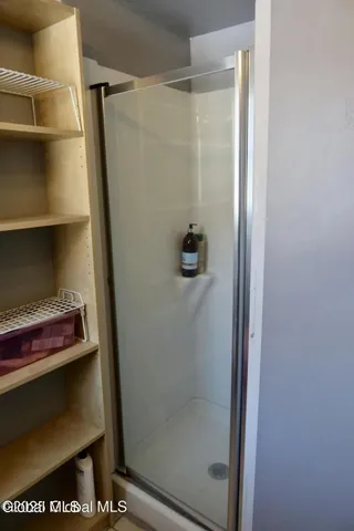 $389,900 | 214 Walnut Lane, Guilderland, NY 12159