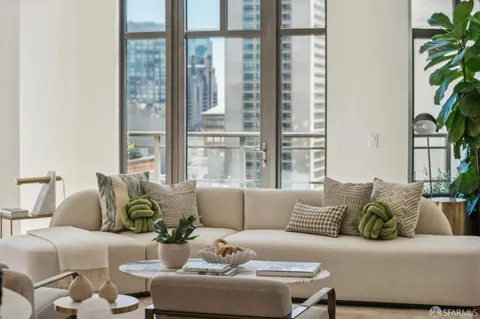 $3,300,000 | 875 California Street, Unit 703, San Francisco, CA 94108