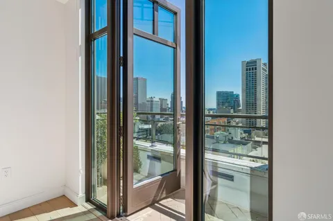 $3,300,000 | 875 California Street, Unit 703, San Francisco, CA 94108