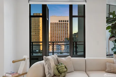 $3,300,000 | 875 California Street, Unit 703, San Francisco, CA 94108