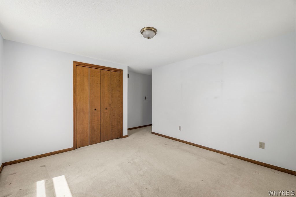 5788 Stone Road Lockport, NY 14094 - Photo 17 of 38