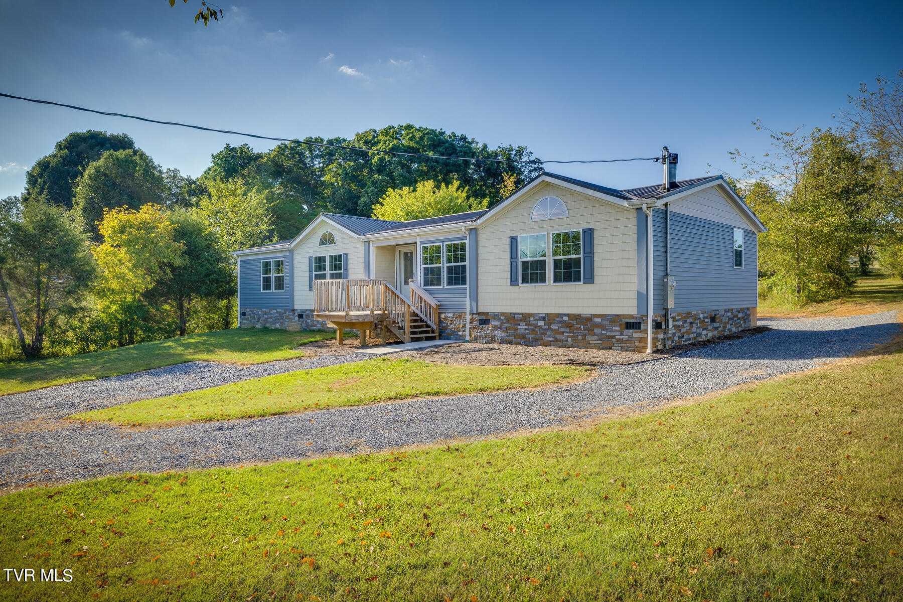 625 Arrowhead Loop Midway, TN 37809 - Photo 1 of 35 002
