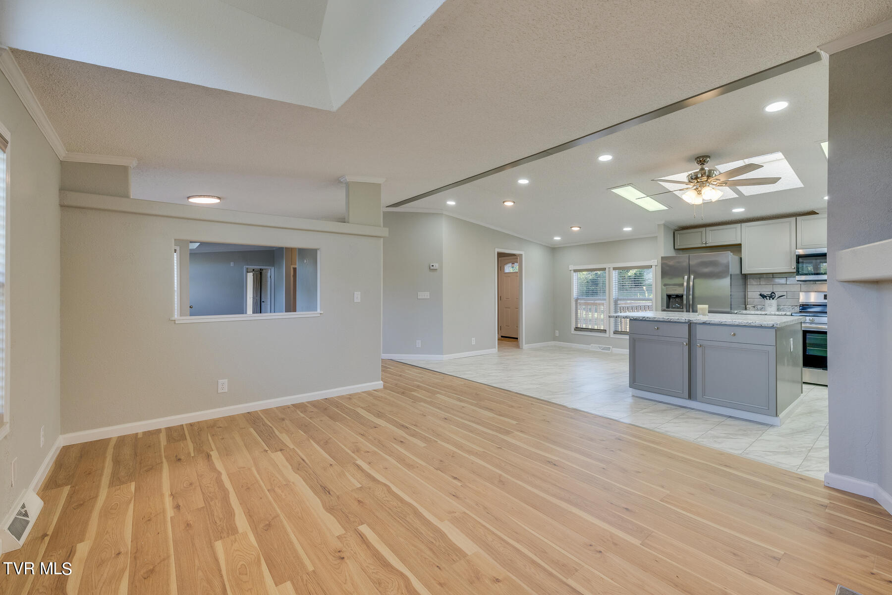 625 Arrowhead Loop Midway, TN 37809 - Photo 13 of 35 013
