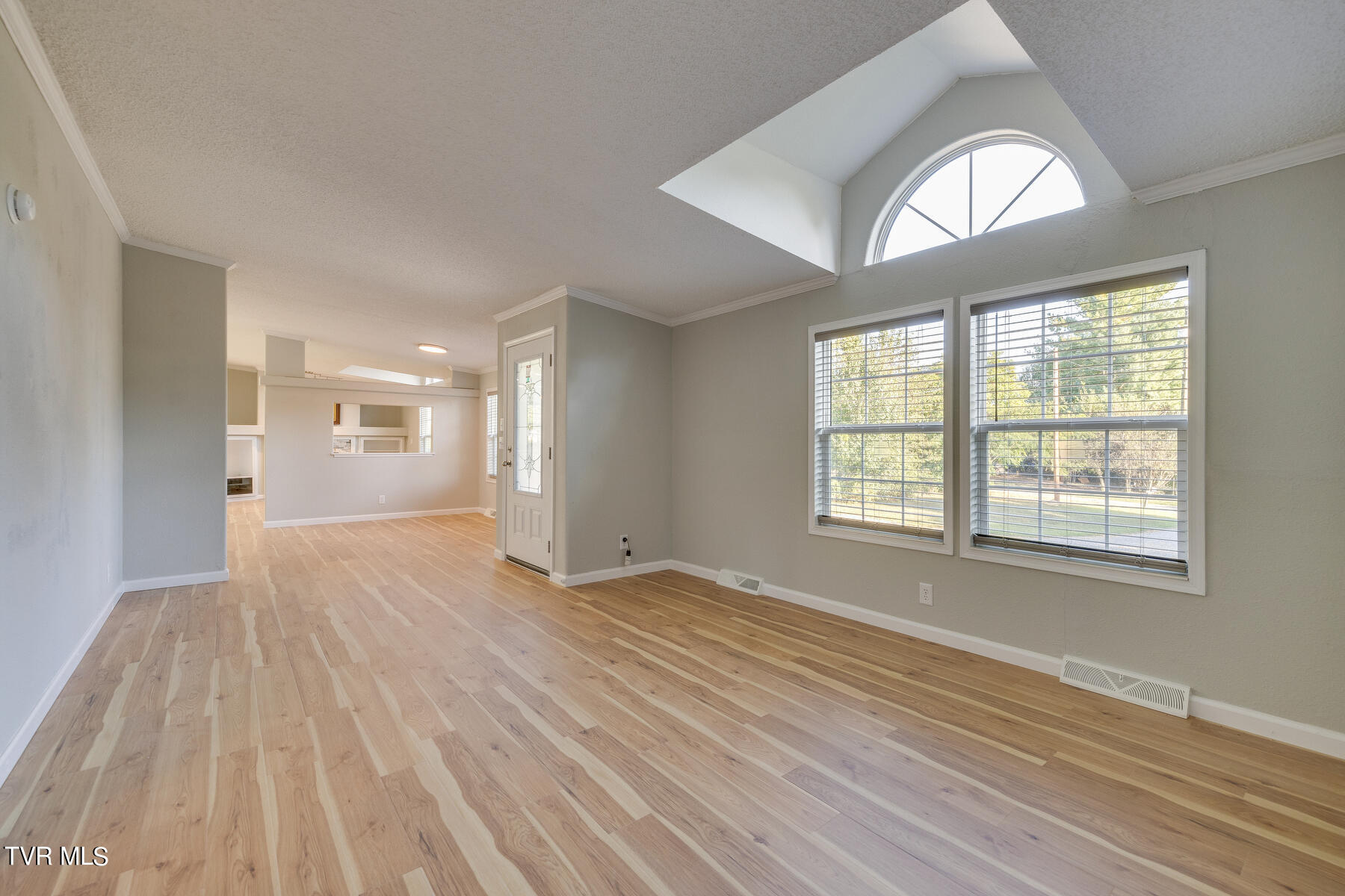 625 Arrowhead Loop Midway, TN 37809 - Photo 8 of 35 008