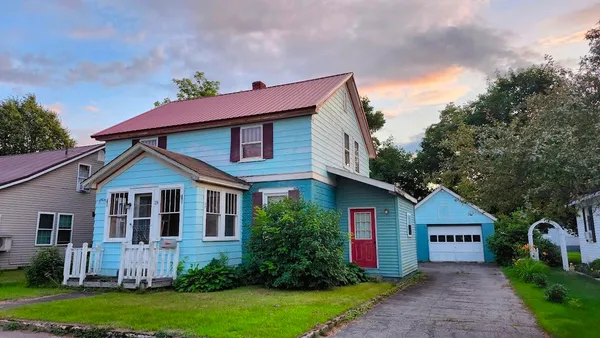 $165,000 | 28 Eastland Avenue, Millinocket, ME 04462