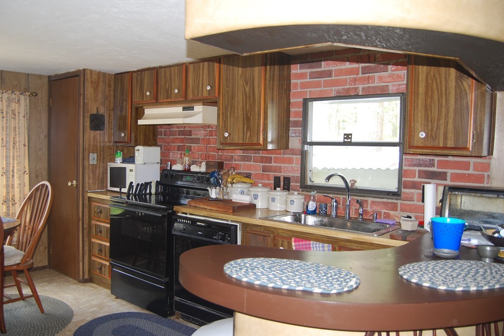 16 Roosevelt Ridge Carver, MA 02330 - Photo 10 of 22 Gallery Image 10