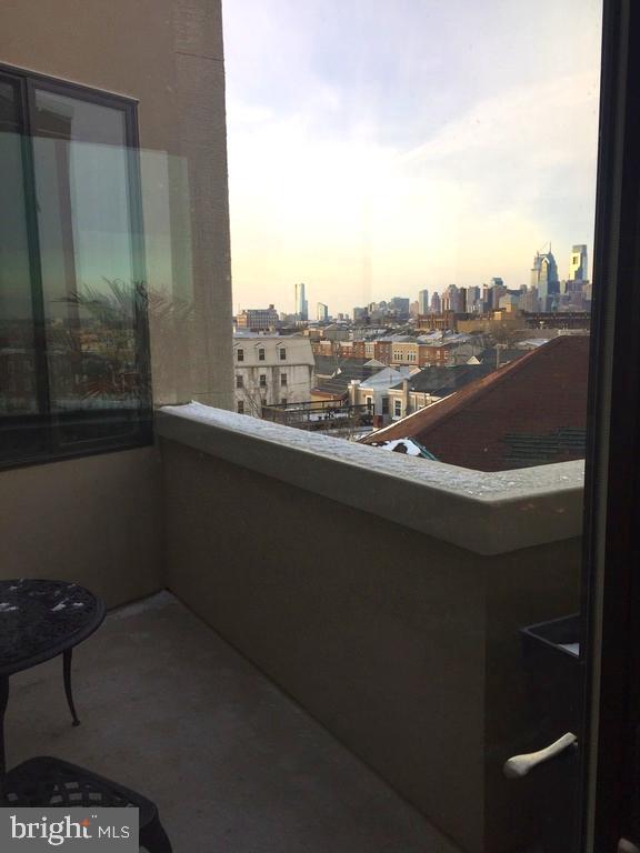 333 Earp Street, Unit 404 Philadelphia, PA 19147 - Photo 12 of 14