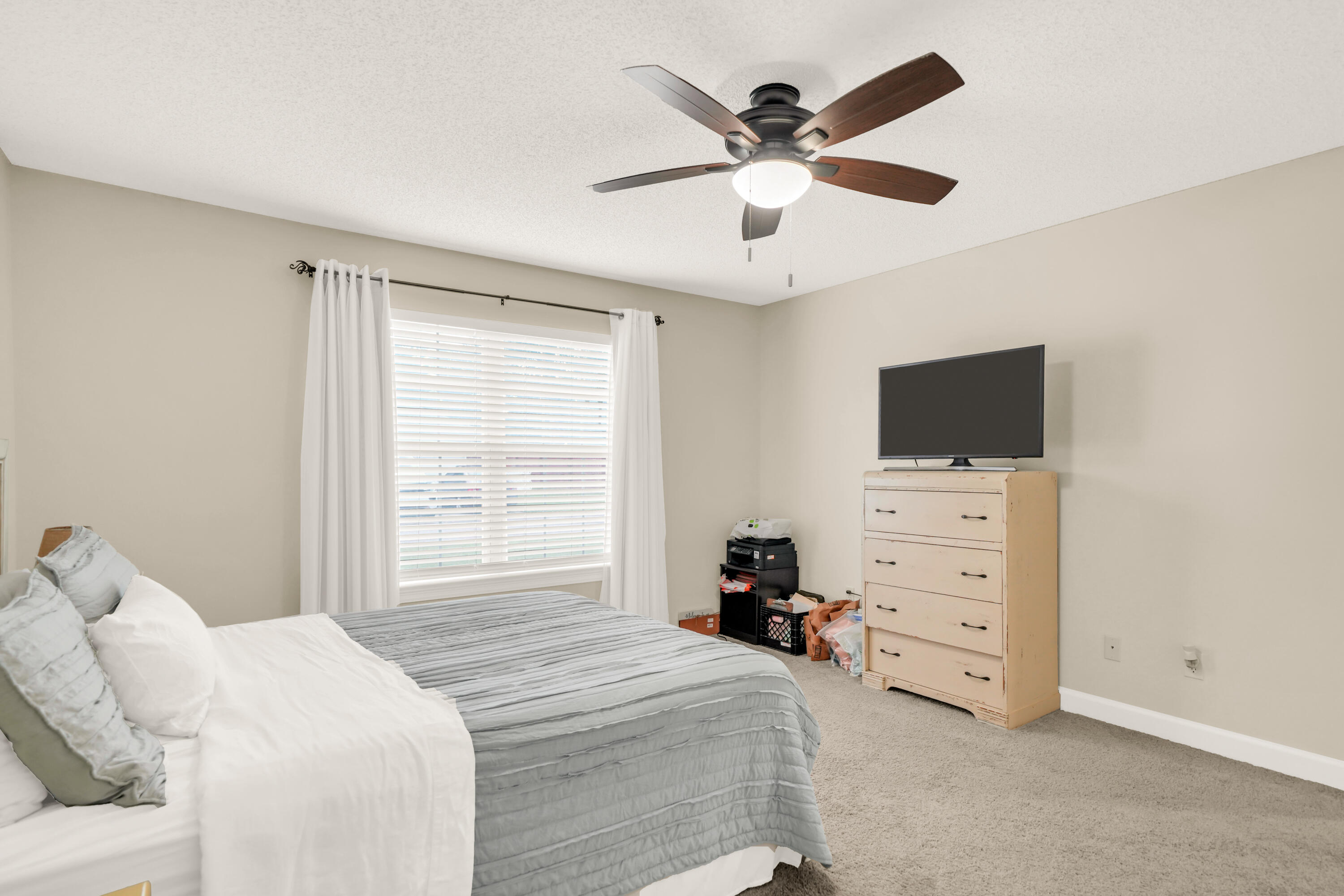 98 Point Comfort Road Mary Esther, FL 32569 - Photo 27 of 46 DSC00344