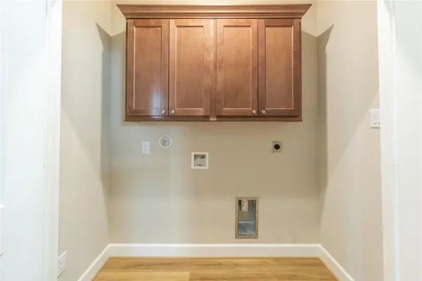$1,550 | 1016 Tillman Lane, East Bernard, TX 77435