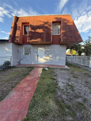 $339,900 | 4541 Northwest 190th Street, Miami Gardens, FL 33055