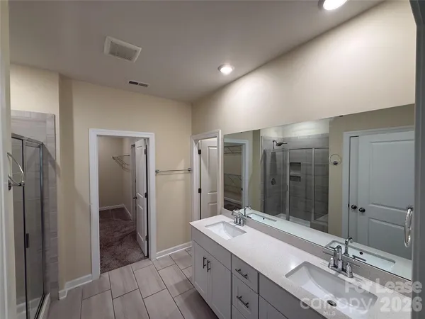 $2,400 | 11838 Red Leaf Drive, Charlotte, NC 28215