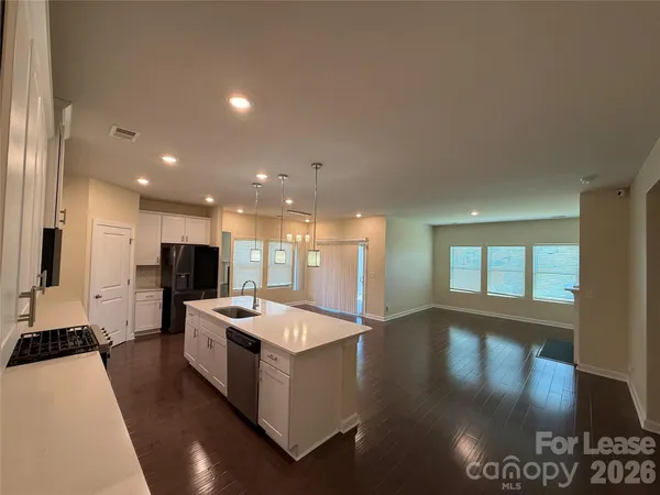$2,400 | 11838 Red Leaf Drive, Charlotte, NC 28215