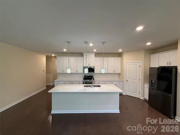 $2,400 | 11838 Red Leaf Drive, Charlotte, NC 28215