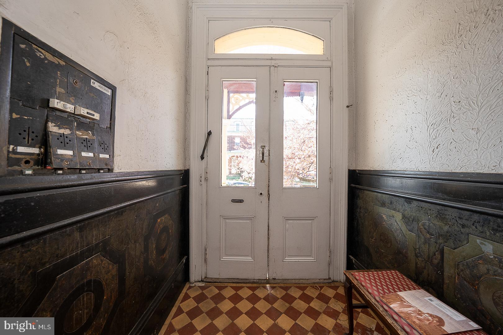 129 Sumac Street Philadelphia, PA 19128 - Photo 32 of 111 Front Vestibule