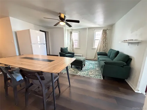 $2,150 | 82 Waring Place, Unit 2, Yonkers, NY 10703