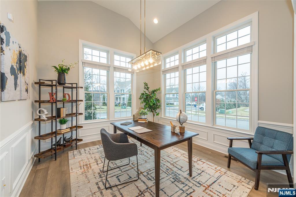 28 Spring Wolf Trail Franklin Lakes, NJ 07417 - Photo 5 of 27