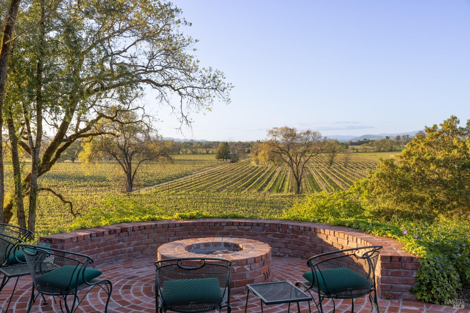 2875 Woolsey Road Windsor, CA 95492 - Photo 4 of 59