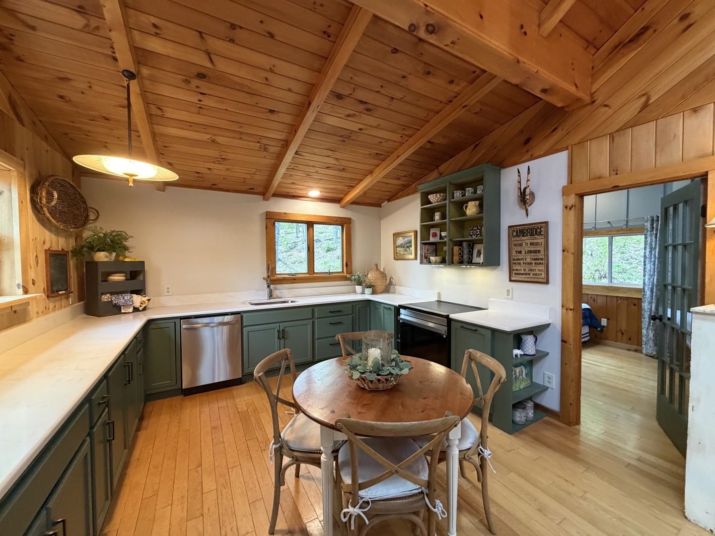 515 Quarry Road Bennington, VT 05201 - Photo 13 of 60